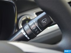 2015款 1.6L 自动 乐享型