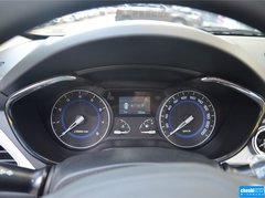 2015款 1.6L 自动 乐享型