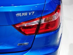 2015款 1.6L 自动 乐动型
