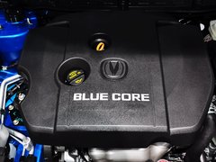 2015款 1.6L 自动 乐动型