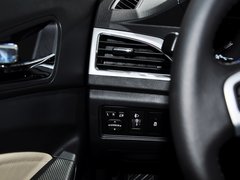 2015款 1.6L 自动 乐动型