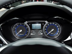 2015款 1.6L 自动 乐动型