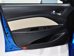 2015款 1.6L 自动 乐动型