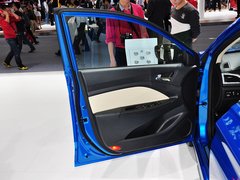 2015款 1.6L 自动 乐动型