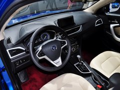 2015款 1.6L 自动 乐动型