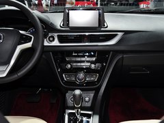2015款 1.6L 自动 乐动型