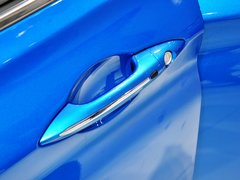 2015款 1.6L 自动 乐动型