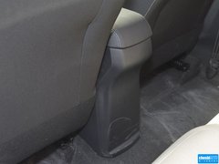 2015款 1.6L 自动 乐动型