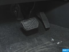 2015款 1.6L 自动 乐动型