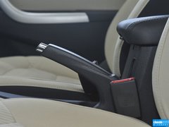 2015款 1.6L 自动 乐动型