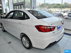 2015款 1.6L 自动 乐动型
