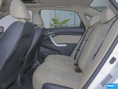2015款 1.6L 手动 乐享型