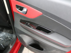2015款 1.5L 手动 豪华型 5座