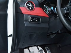 2015款 1.5L 手动 豪华型 5座
