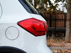 2015款 1.5L 手动 豪华型 5座