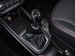 2015款 1.5L 手动 都市型 5座