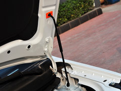 2015款 1.5L 手动 尊贵型 5座