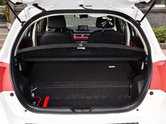 2015款 1.5L 手动 尊贵型 5座