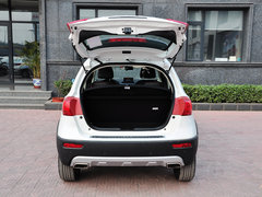 2015款 1.5L 手动 尊贵型 5座