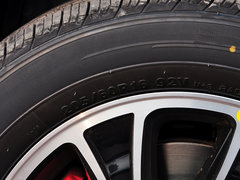 2015款 1.5L 手动 尊贵型 5座