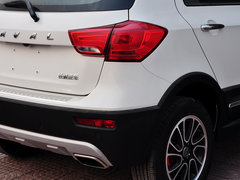 2015款 1.5L 手动 尊贵型 5座