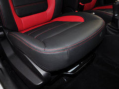 2015款 1.5L 手动 尊贵型 5座