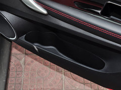 2015款 1.5L 手动 尊贵型 5座