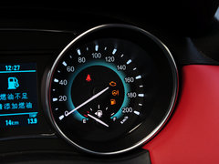 2015款 1.5L 手动 尊贵型 5座