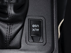 2015款 1.5L 手动 尊贵型 5座
