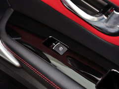 2015款 1.5L 手动 尊贵型 5座