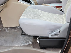 2014款 2.0L 手动 财富快车经典版简配4Gi-VVT