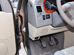 2014款 2.0L 手动 财富快车经典版简配4Gi-VVT