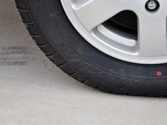 2014款 2.0L 手动 财富快车经典版简配4Gi-VVT