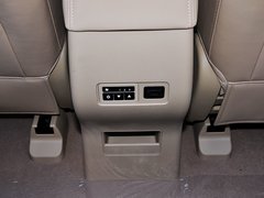 2014款 1.5L 手动 豪华导航ESP版 7座