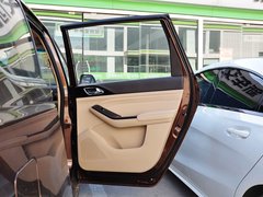 2014款 1.5L 手动 豪华导航ESP版 7座