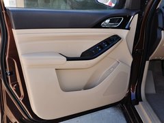 2014款 1.5L 手动 豪华导航ESP版 7座