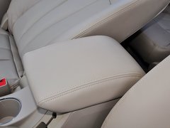 2014款 1.5L 手动 豪华导航ESP版 7座