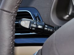 2014款 1.5L 手动 豪华导航ESP版 7座