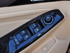 2014款 1.5L 手动 豪华导航ESP版 7座