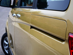 2015款 1.5L 手动 豪华型