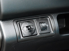 2015款 1.5L 手动 豪华型