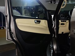 2015款 2.0T 自动 旗舰型 7座