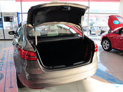 2015款 1.5L 手动 时尚型