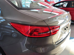 2015款 1.5L 手动 时尚型