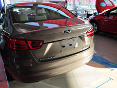 2015款 1.5L 手动 时尚型