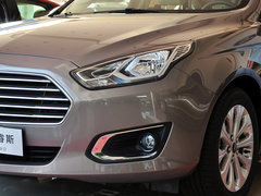 2015款 1.5L 手动 时尚型