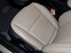2015款 1.5L 手动 时尚型