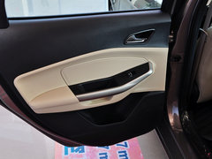 2015款 1.5L 手动 时尚型
