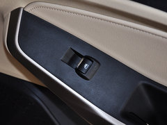 2015款 1.5L 手动 时尚型
