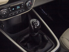 2015款 1.5L 手动 时尚型